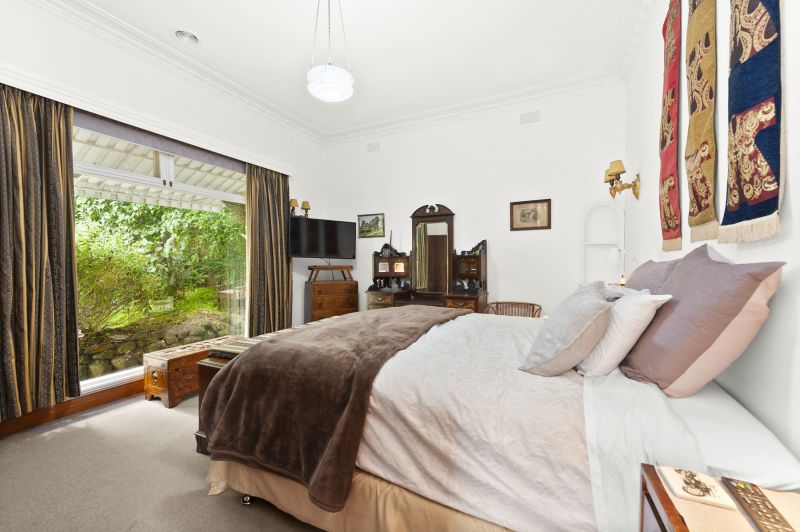 710 Doveton Street North, Soldiers Hill, Soldiers Hill - Thumbnail 8