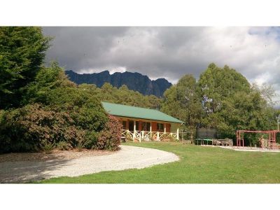 382 Lockwoods Road, CLAUDE ROAD, Claude Road - Thumbnail 5