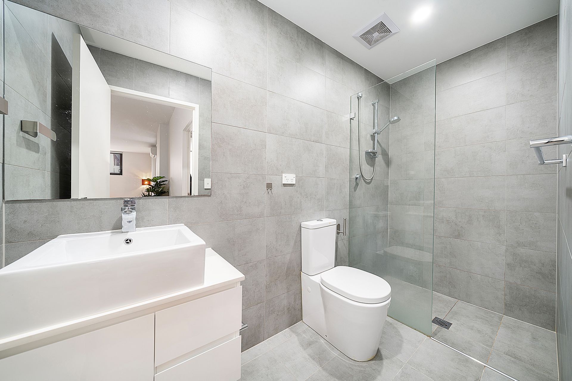 206/16-20 Smallwood Avenue, Homebush, Homebush - Thumbnail 6
