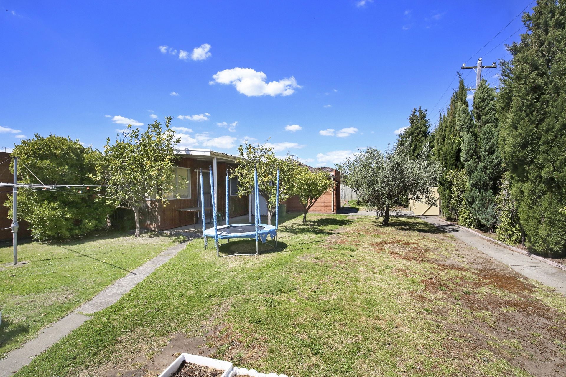 Prime Location- 6 Month Lease