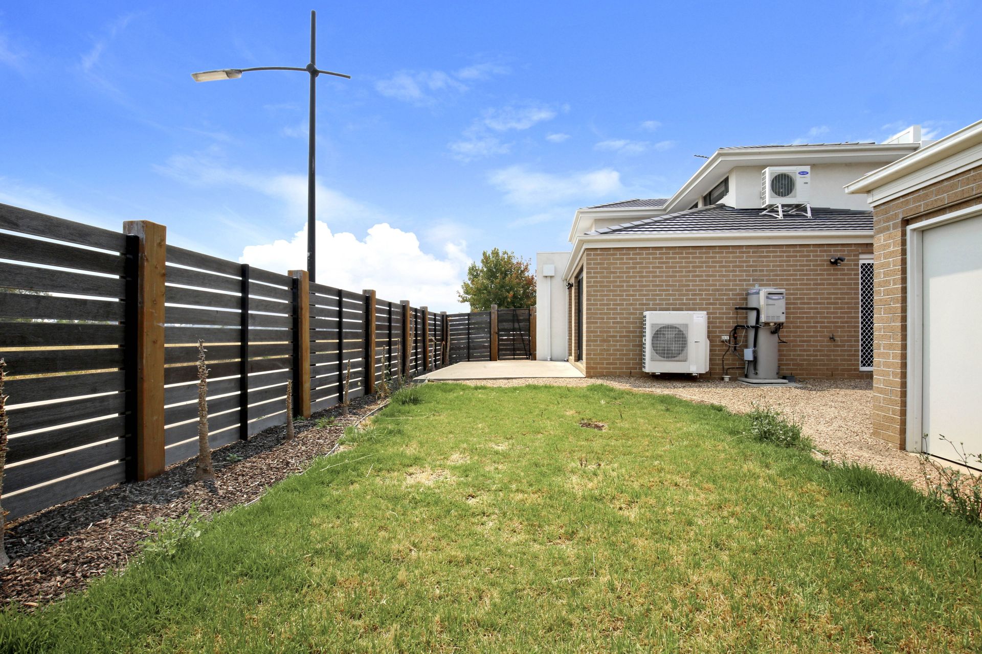 Stylish Three Bedroom Townhouse!