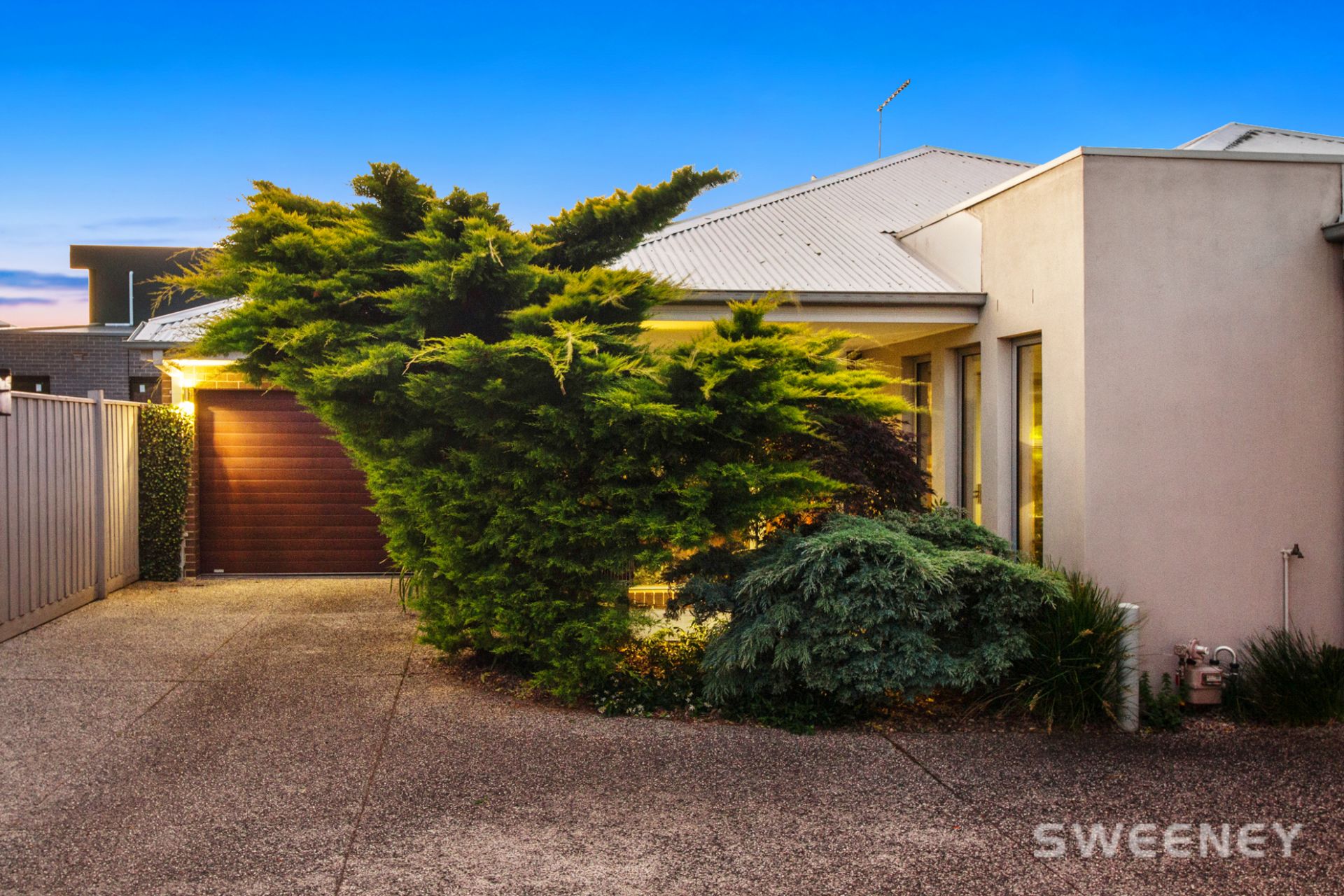 2/77 Maidstone Street, Altona - Thumbnail 3