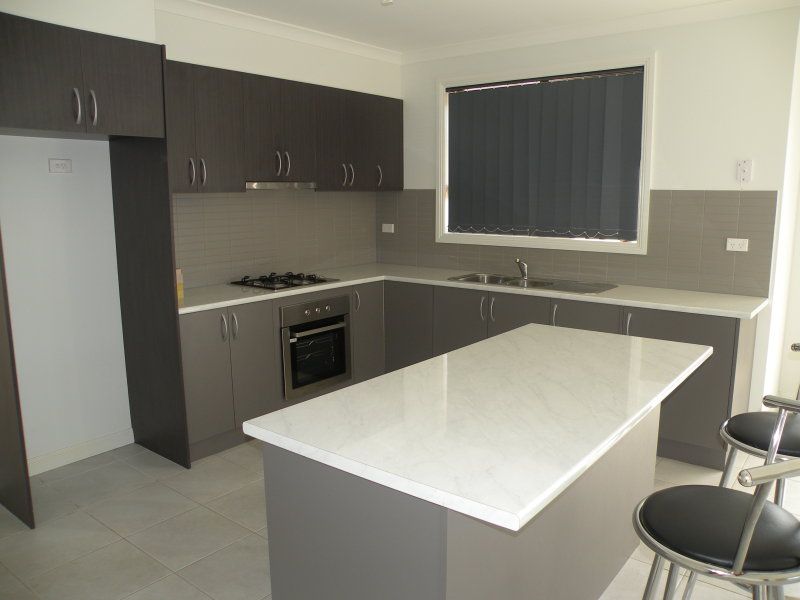 74 Tuross Crescent SOUTH MORANG, South Morang - Thumbnail 5
