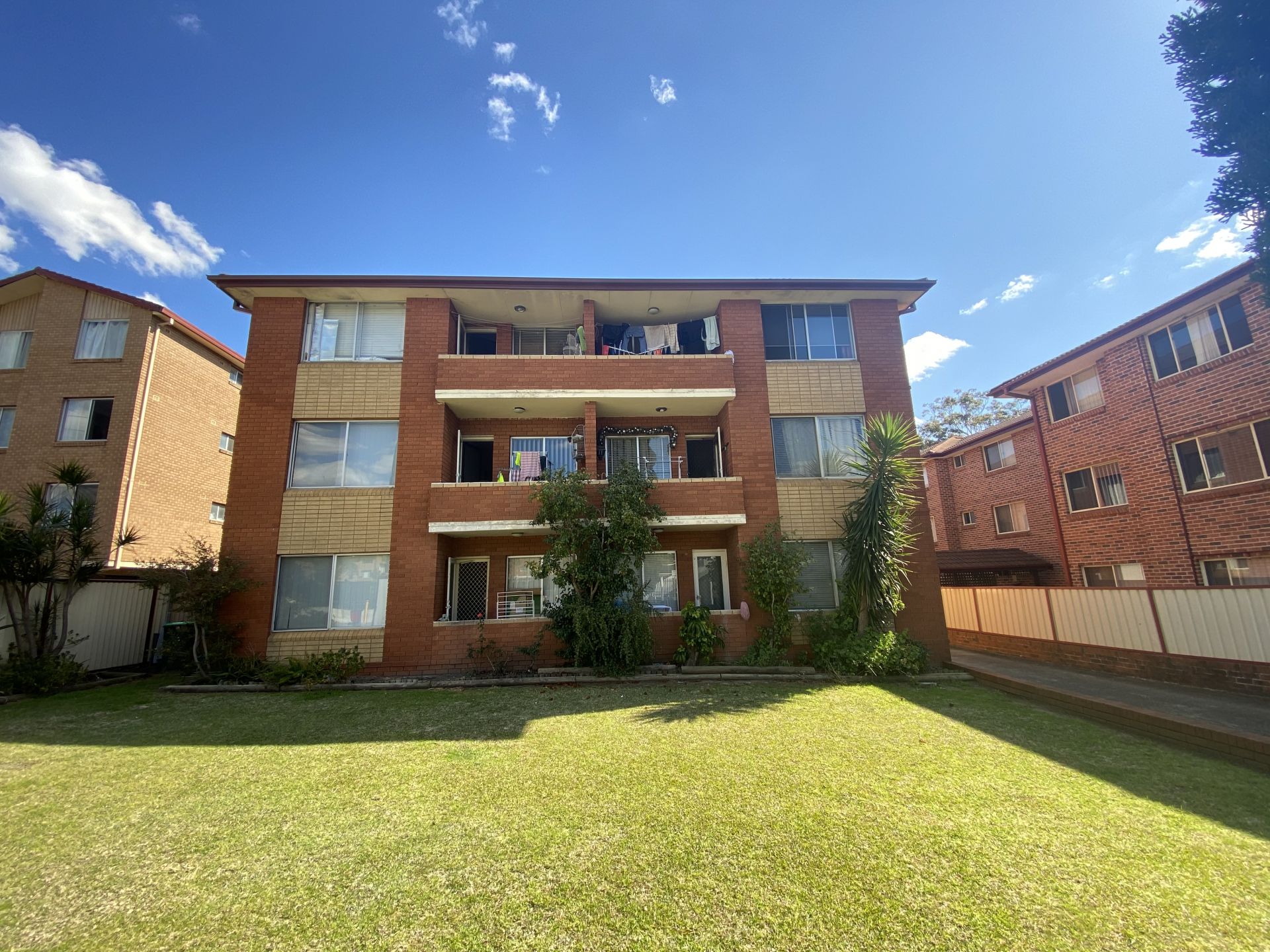 Real Estate For Lease 4/15 Station West Street Harris Park , NSW