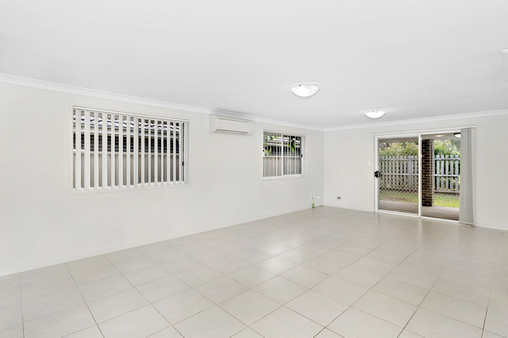 Real Estate For Lease 2a Kelowna Avenue Morisset , NSW