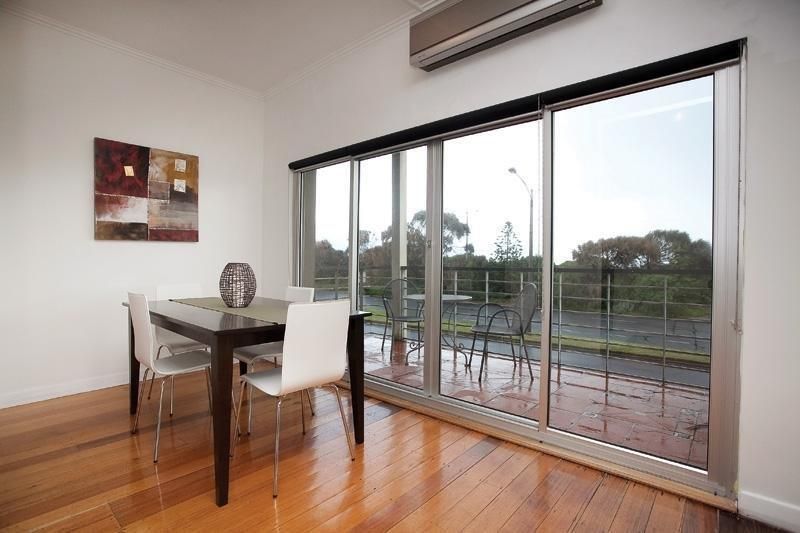 2/1 Ormond Esplanade, Elwood - Thumbnail 4