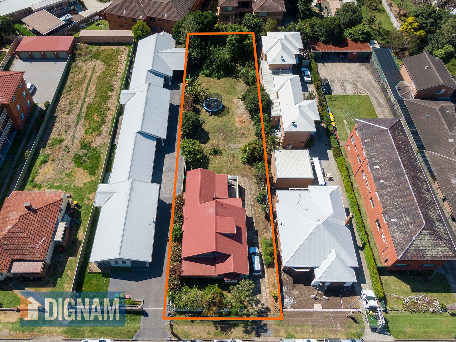 Sold property 972000 for 24 Rowland Avenue Wollongong , NSW 2500