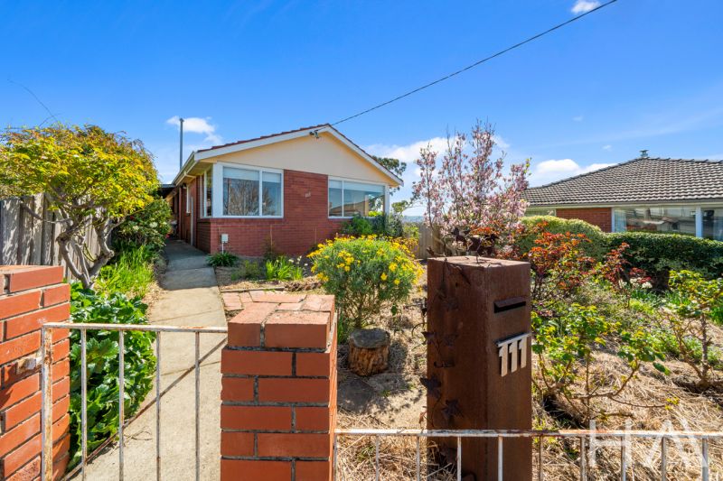 111 Forest Road West Hobart, West Hobart - Thumbnail 2