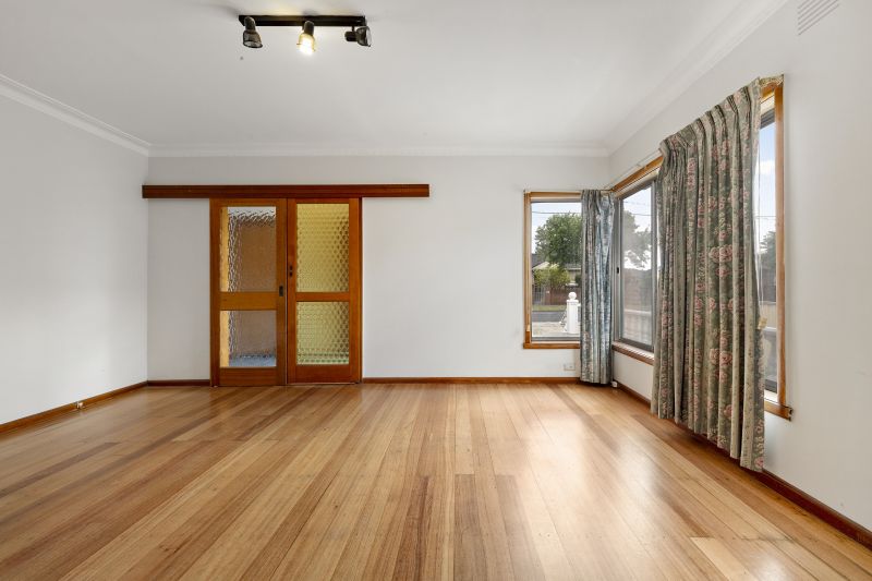 61 Childs Road, Lalor
