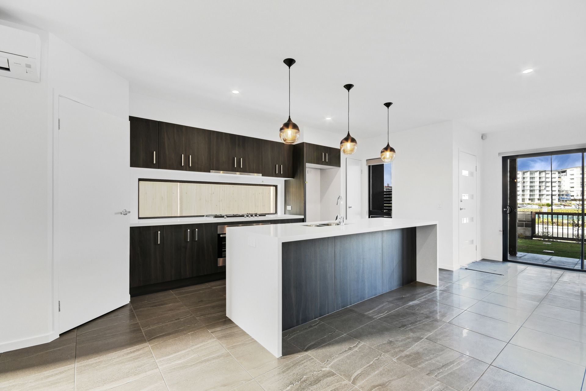 13 Prosperity Drive Birtinya QLD, Birtinya - Thumbnail 2