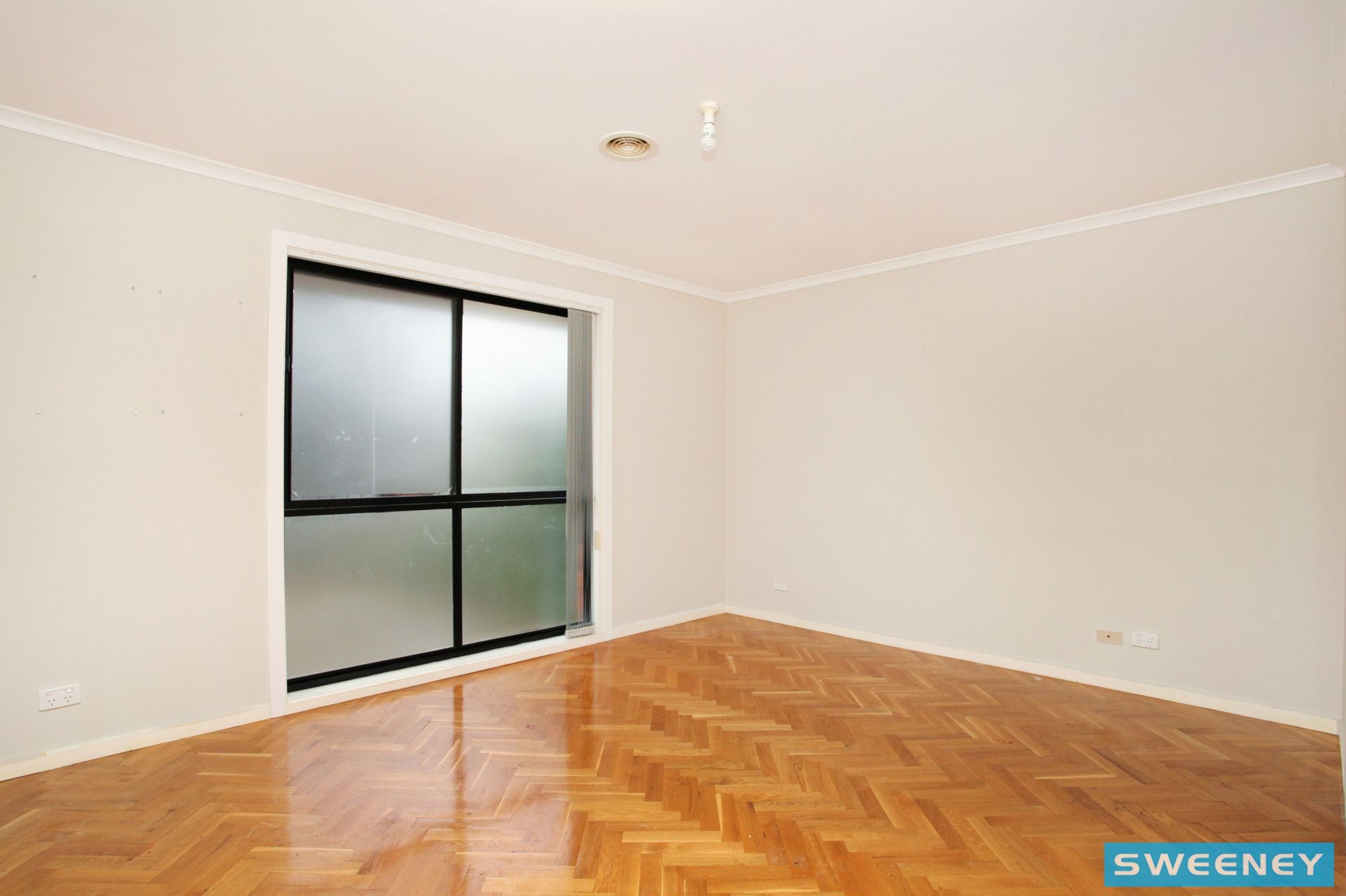 36 Parkin Avenue, Caroline Springs - Thumbnail 6