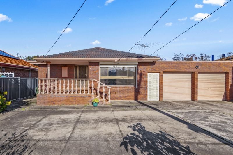 61 Pandora Avenue, Thomastown