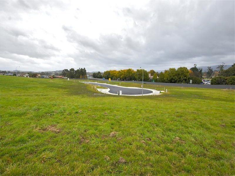 17 Spring Grove, LATROBE, Latrobe - Thumbnail 6