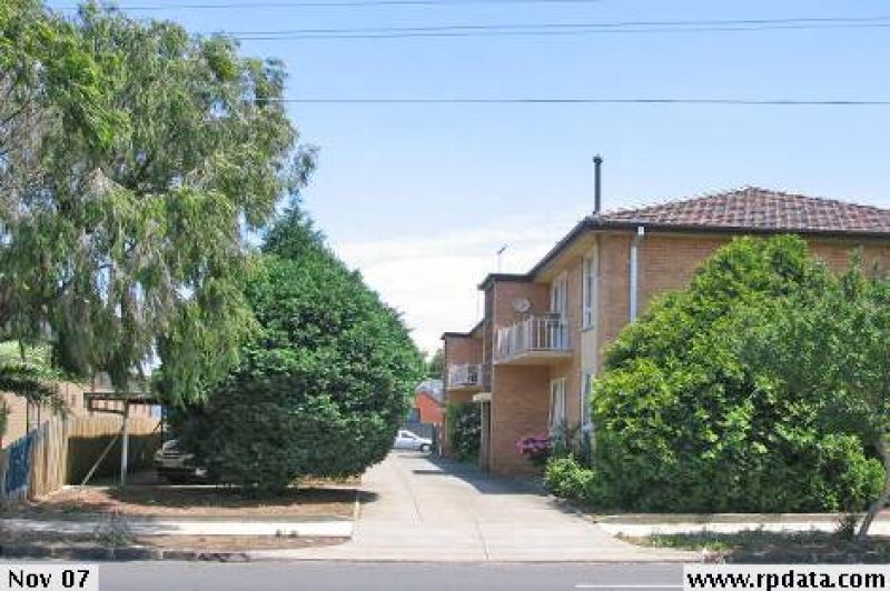 2/250 Gordon Street, Footscray - Thumbnail 3