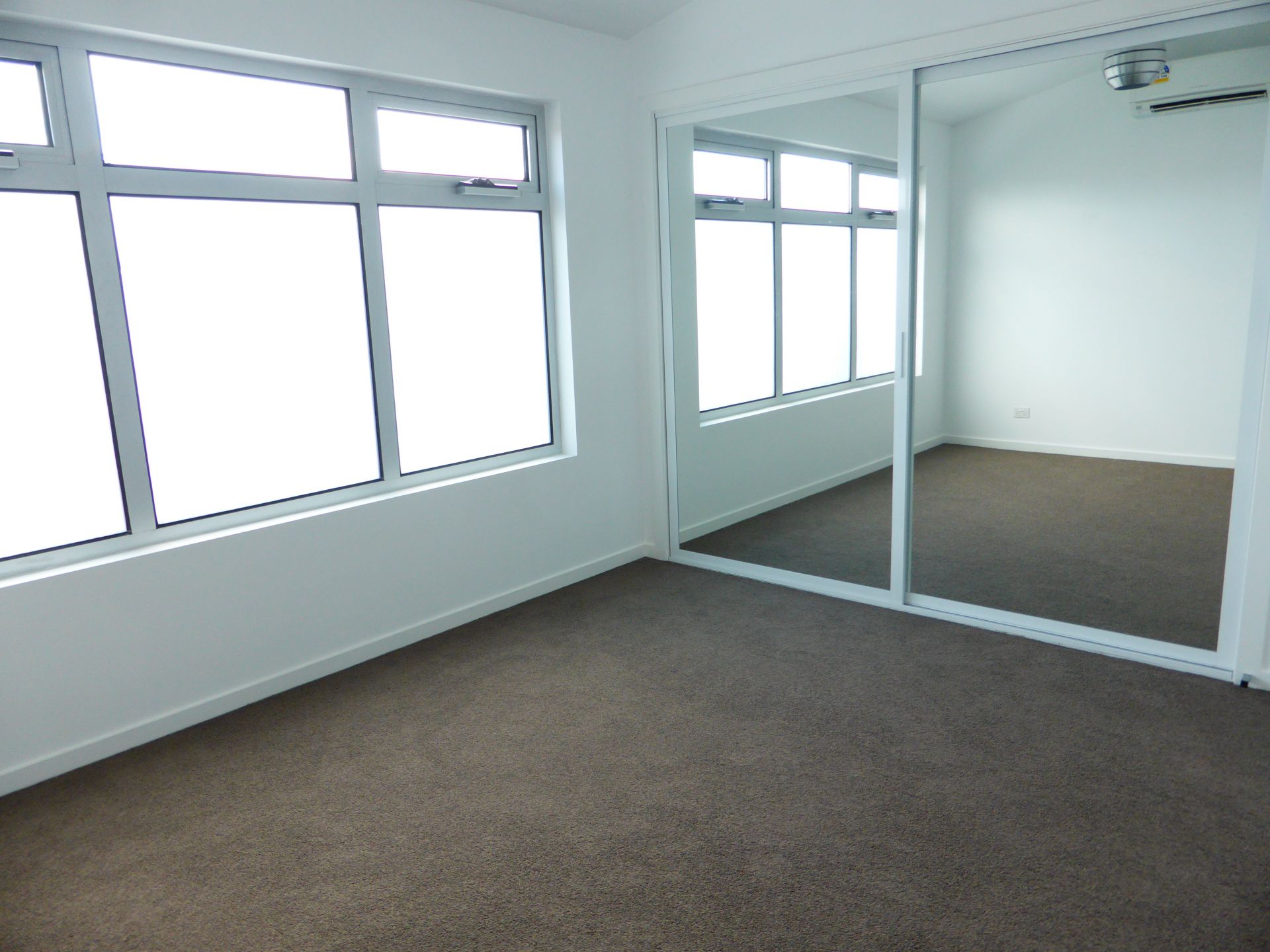 Brand New Townhouse With A Contemporary Design In A Prime location!