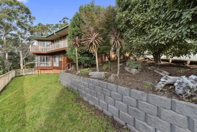 4
 
 
 
  
 
 
 2
 
 
 
  
 
 
 1
 
 
 
 
 
 
 
 26 Jarrod Court, Devonport TAS 7310, Devonport - Thumbnail 3