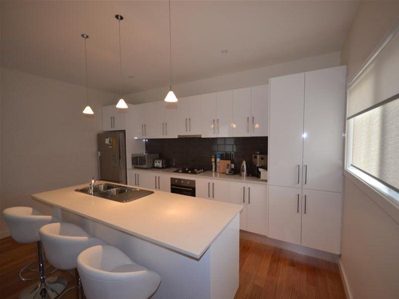 CONTEMPORARY LIVING AT ITS BEST