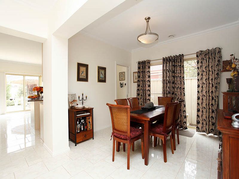 109 Springlake Avenue, Caroline Springs - Thumbnail 4