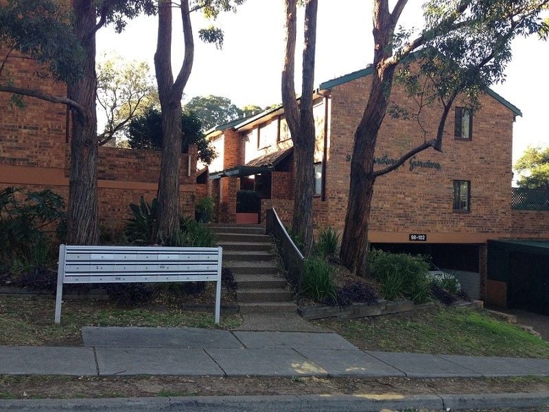 98 Glencoe Street