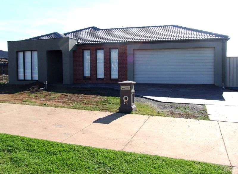 74 Albert Street, Bacchus Marsh - Thumbnail 2