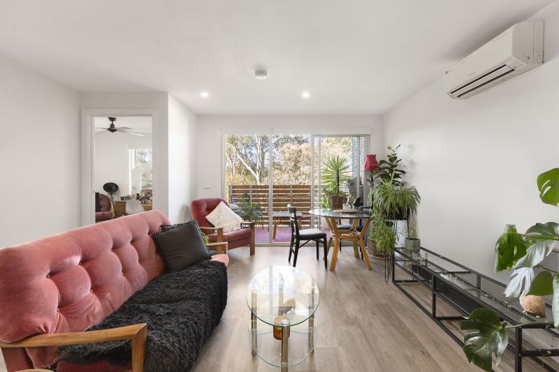 207/14 Bell Street, Coburg