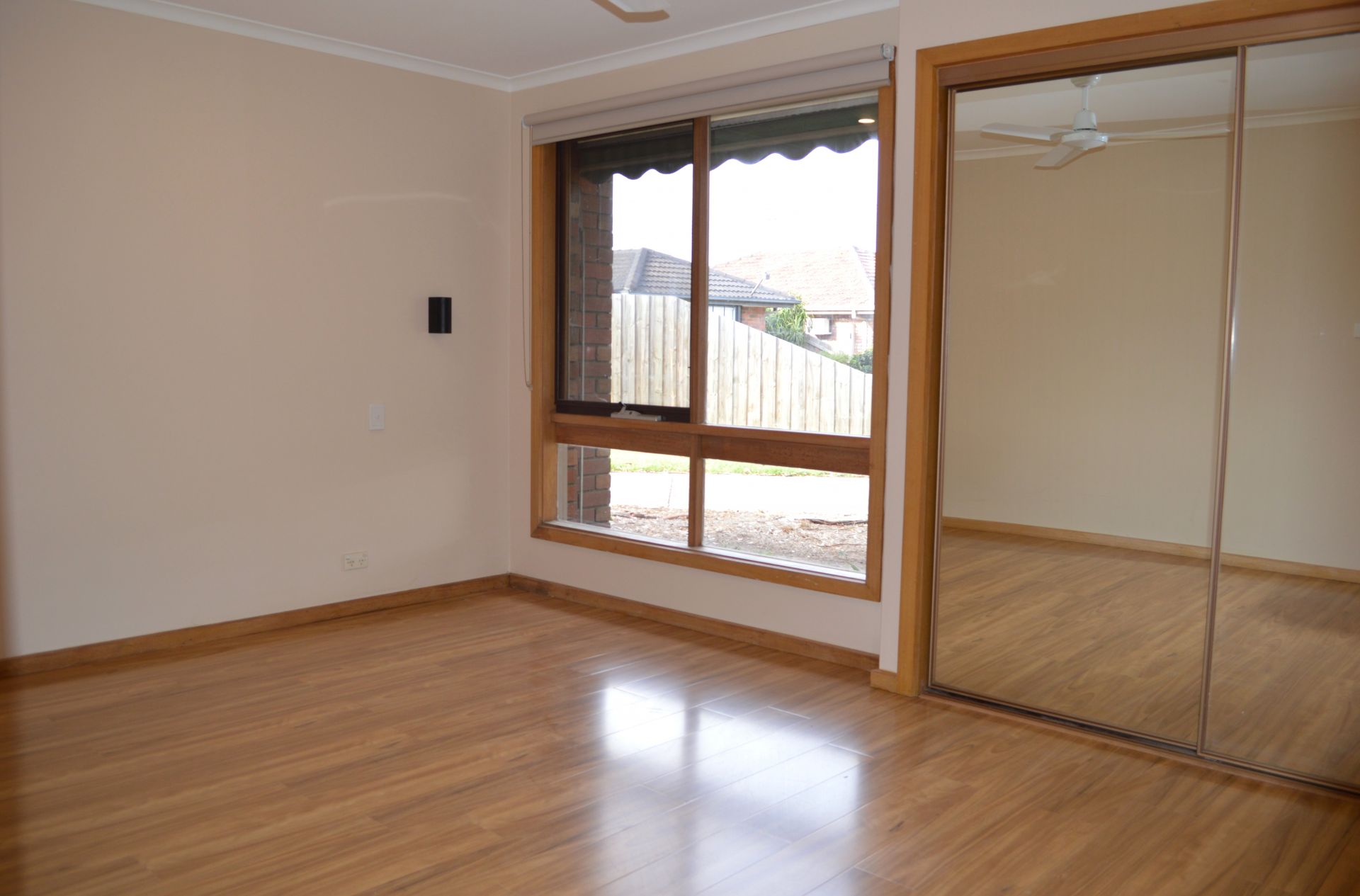 LOW MAINTENANCE LIVING!   *Insp Sat 21st Sep @ 11:20am & Tue 24th Sep @ 4:35pm*