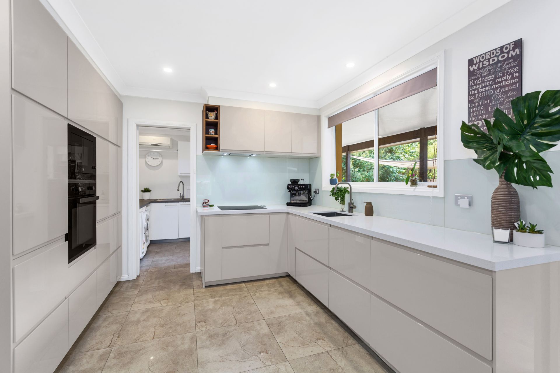 42 Malonga Avenue Kellyville NSW, Kellyville - Thumbnail 3
