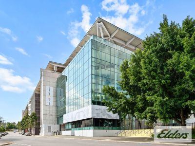 FREESTANDING BUILDING IN MILTON - READY TO OCCUPY!