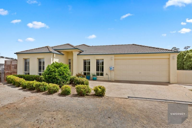 3 Epsom Close, Bacchus Marsh - Thumbnail 2