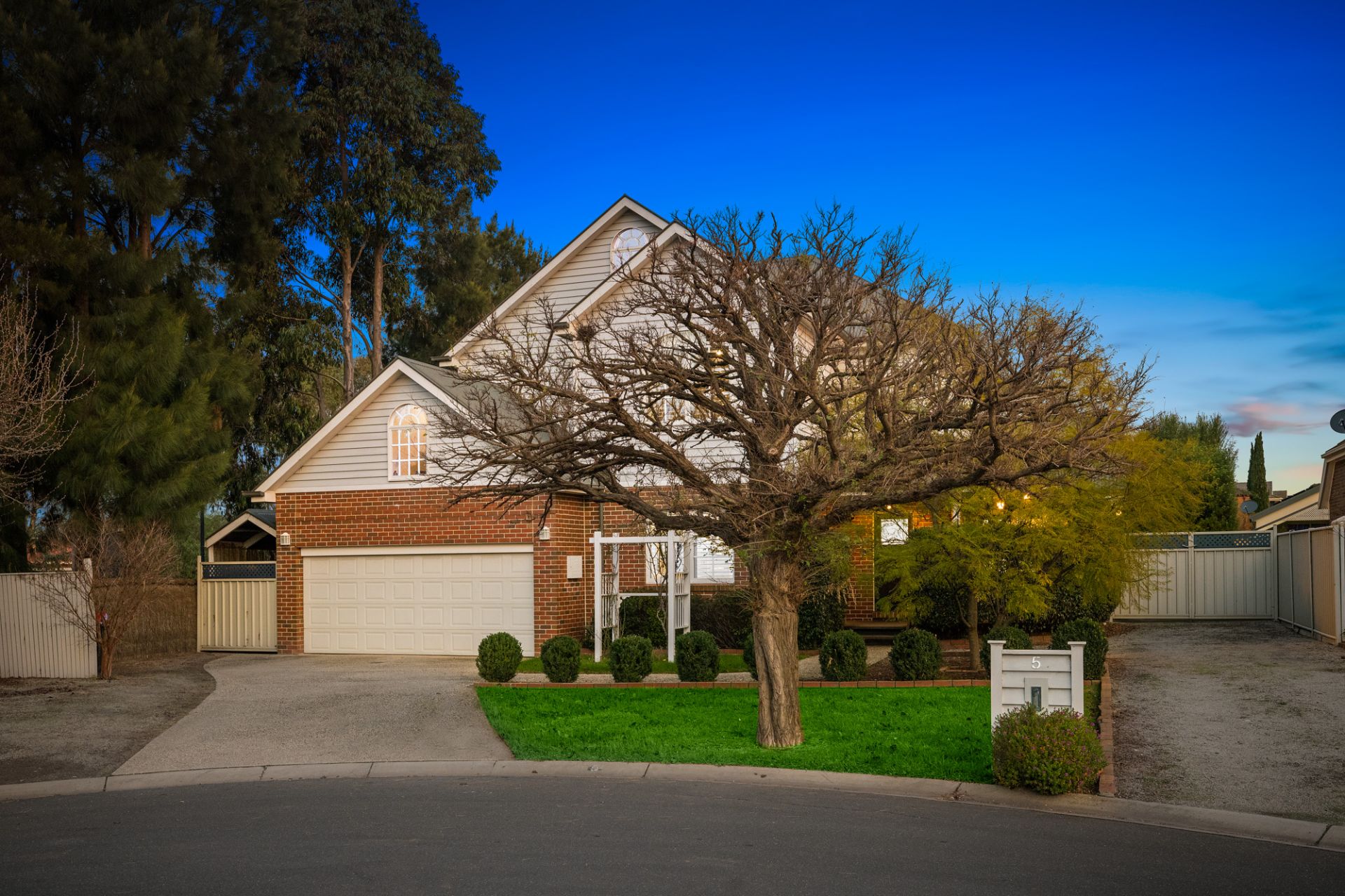 5 Dartmouth Court, Caroline Springs - Thumbnail 3