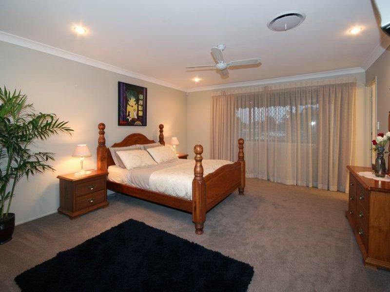 70 Landsborough Parade GOLDEN BEACH QLD, Golden Beach - Thumbnail 8