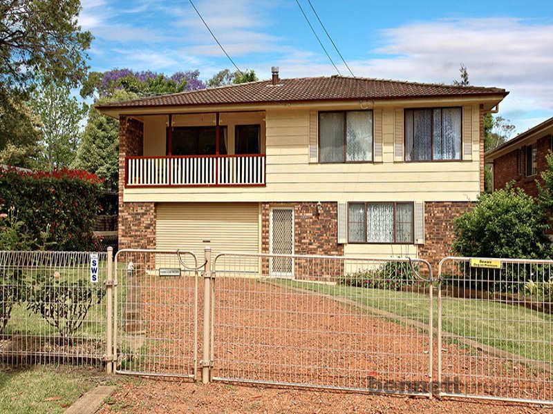 300 Lieutenant Bowen Drive, Bowen Mountain - Thumbnail 2