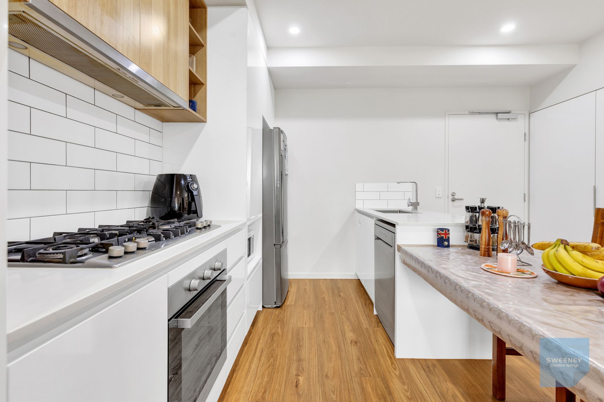 209/9 Commercial Road, Caroline Springs - Thumbnail 7