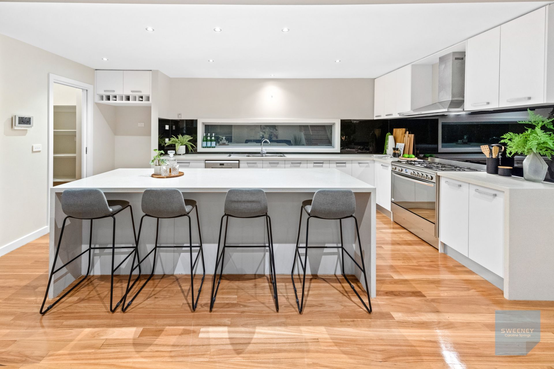 174 The Esplanade, Caroline Springs - Thumbnail 6
