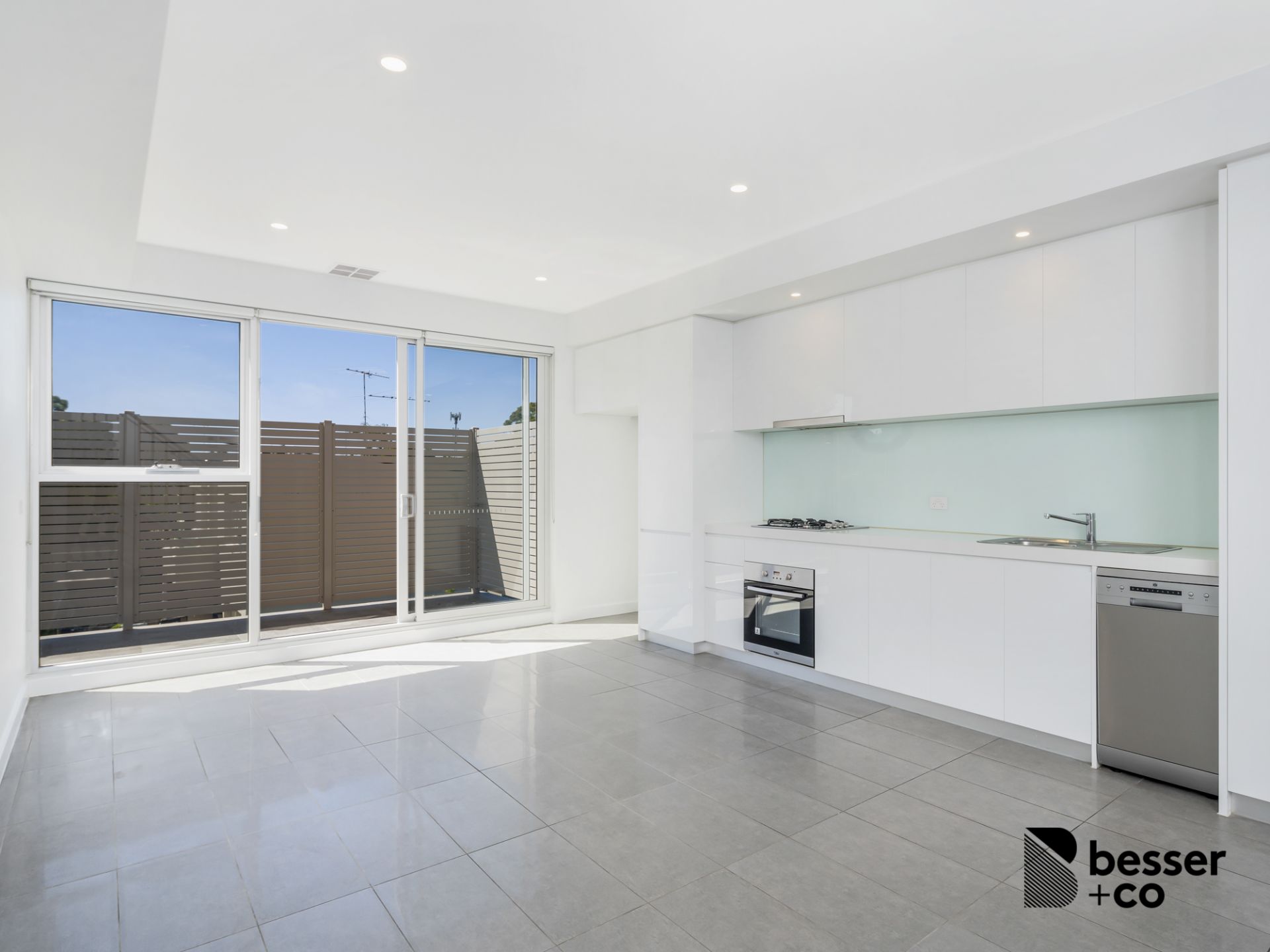 107/356 Carlisle Street, St Kilda East - Thumbnail 5