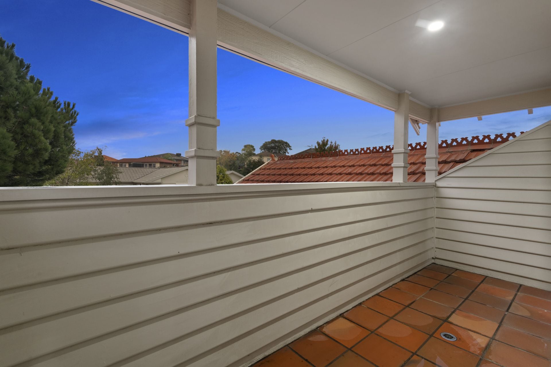 Real Estate For Sale 6 Latham Close Mill Park , VIC