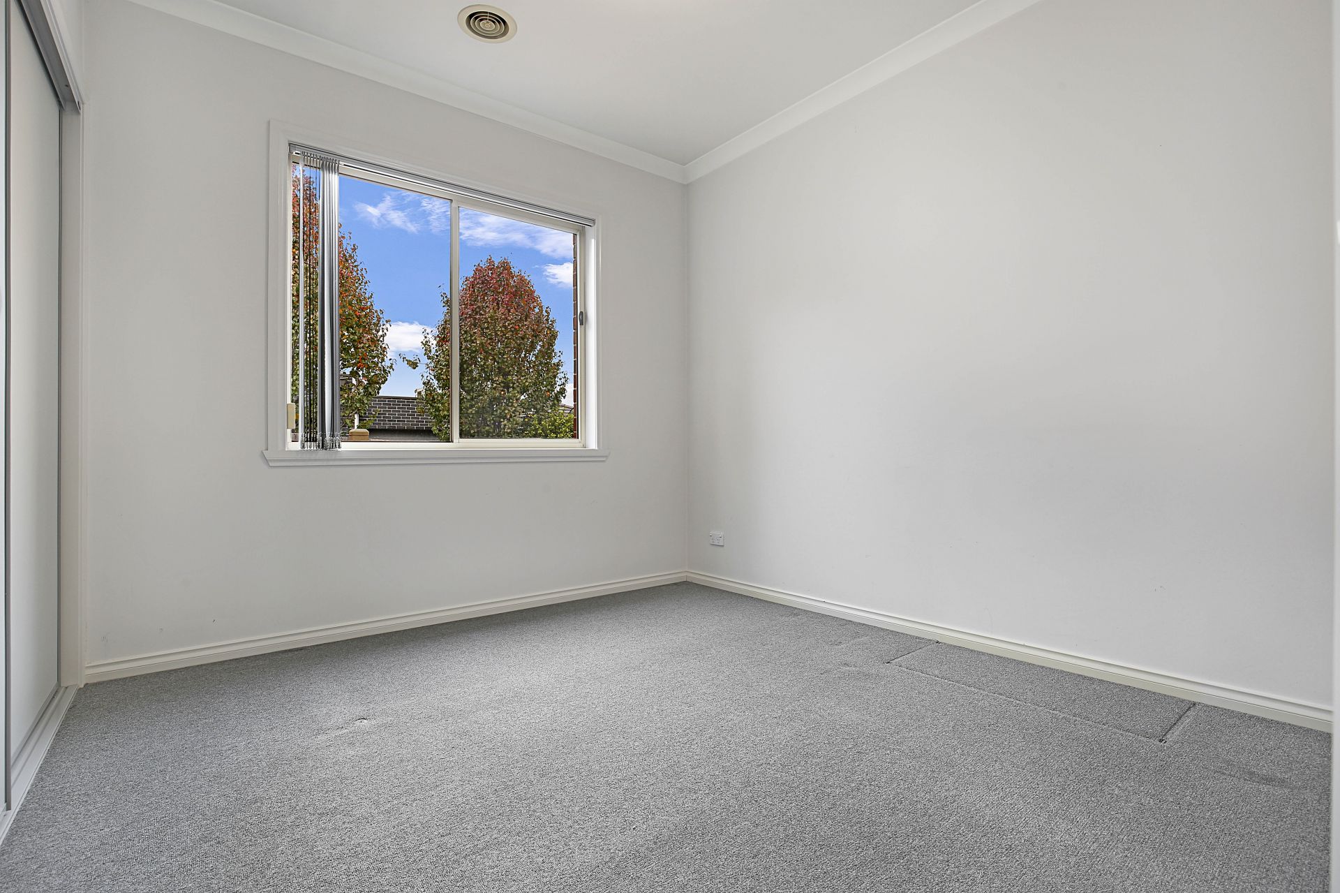 3 BEDROOM DELIGHT!