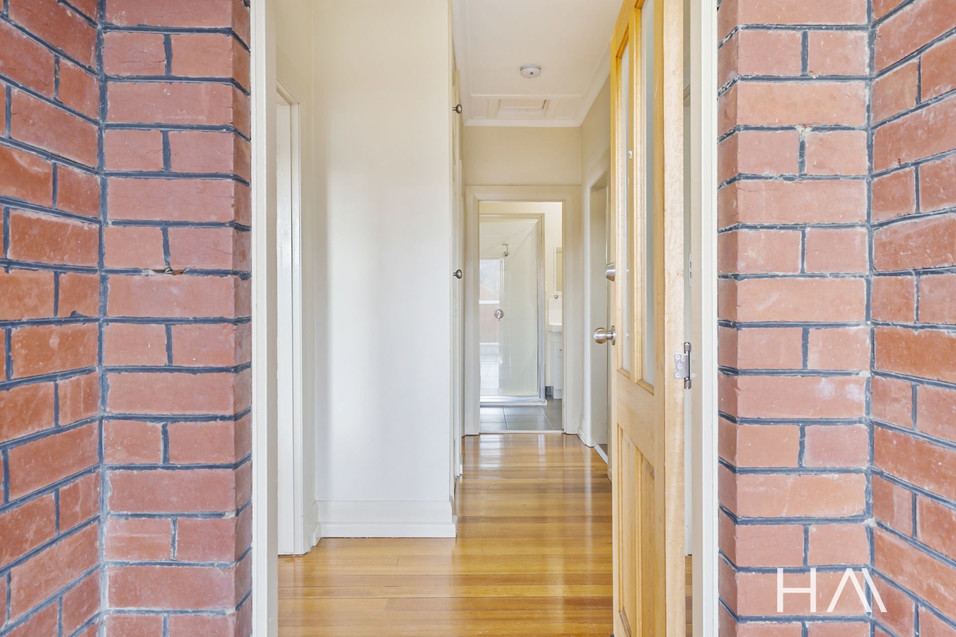 4B Derwentwater Avenue Sandy Bay, Sandy Bay - Thumbnail 4
