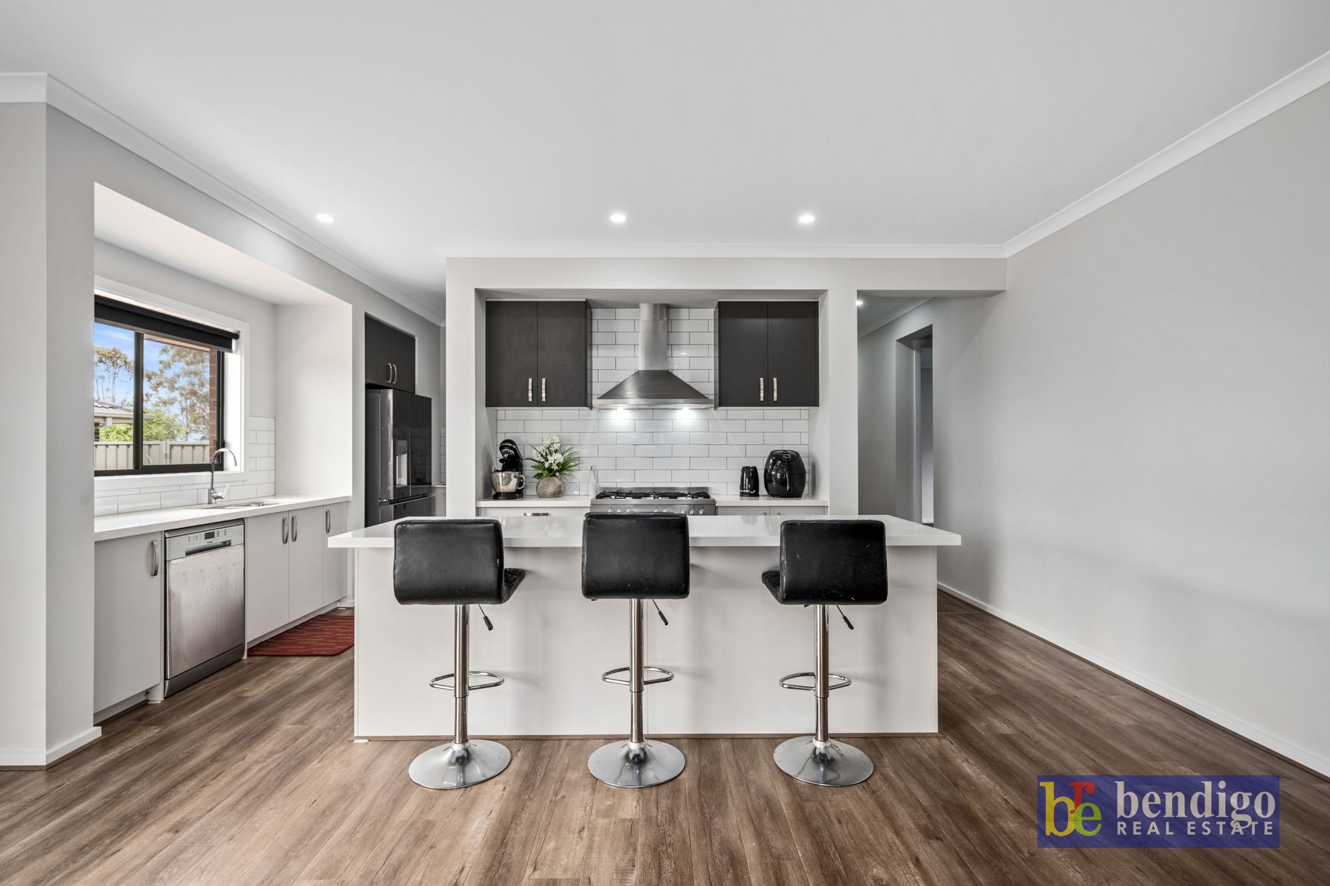 17 Charters Way, Huntly Bendigo Real Estate