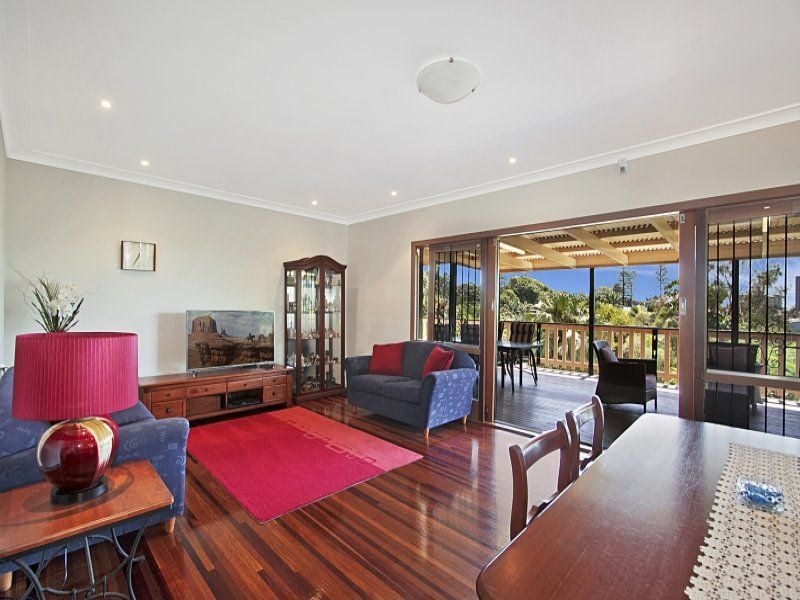 25 Kent Street COOLANGATTA QLD, Coolangatta - Thumbnail 2