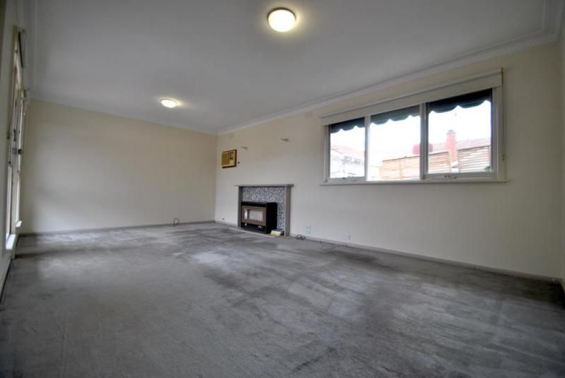 7/11 Mc Whae Avenue, St Kilda East - Thumbnail 3