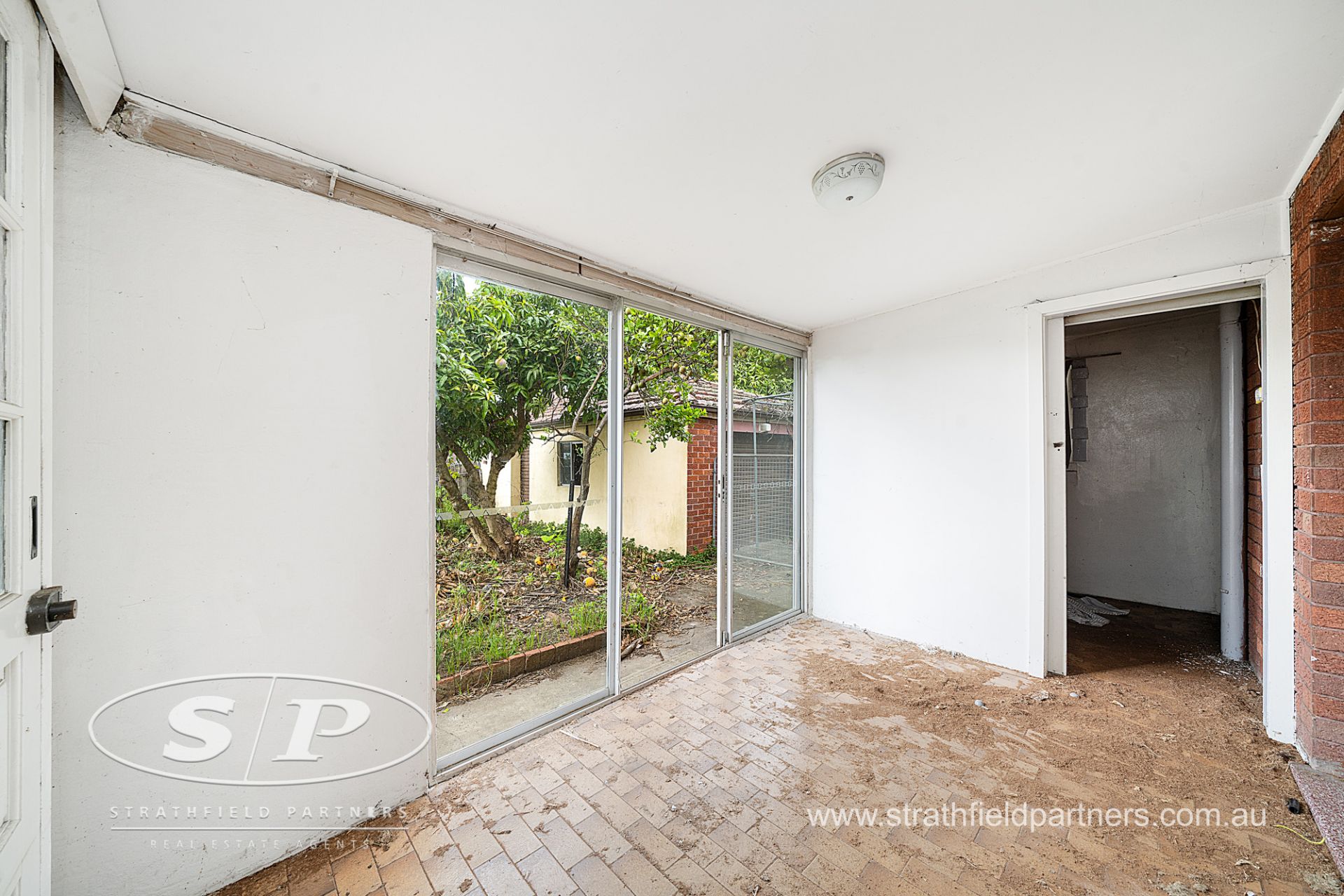 22 Bennett Street, Burwood, Burwood - Thumbnail 7