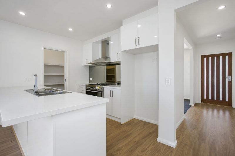 13 Baradine Drive Ocean Grove VIC, Ocean Grove - Thumbnail 4