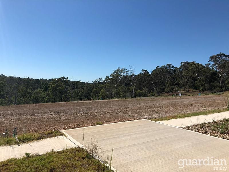 11 Barakee Crescent KELLYVILLE NSW, North Kellyville - Thumbnail 2