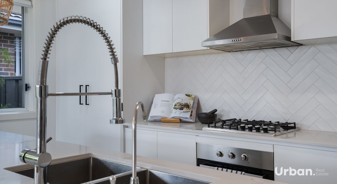 Wadalba 72 Figtree Boulevard