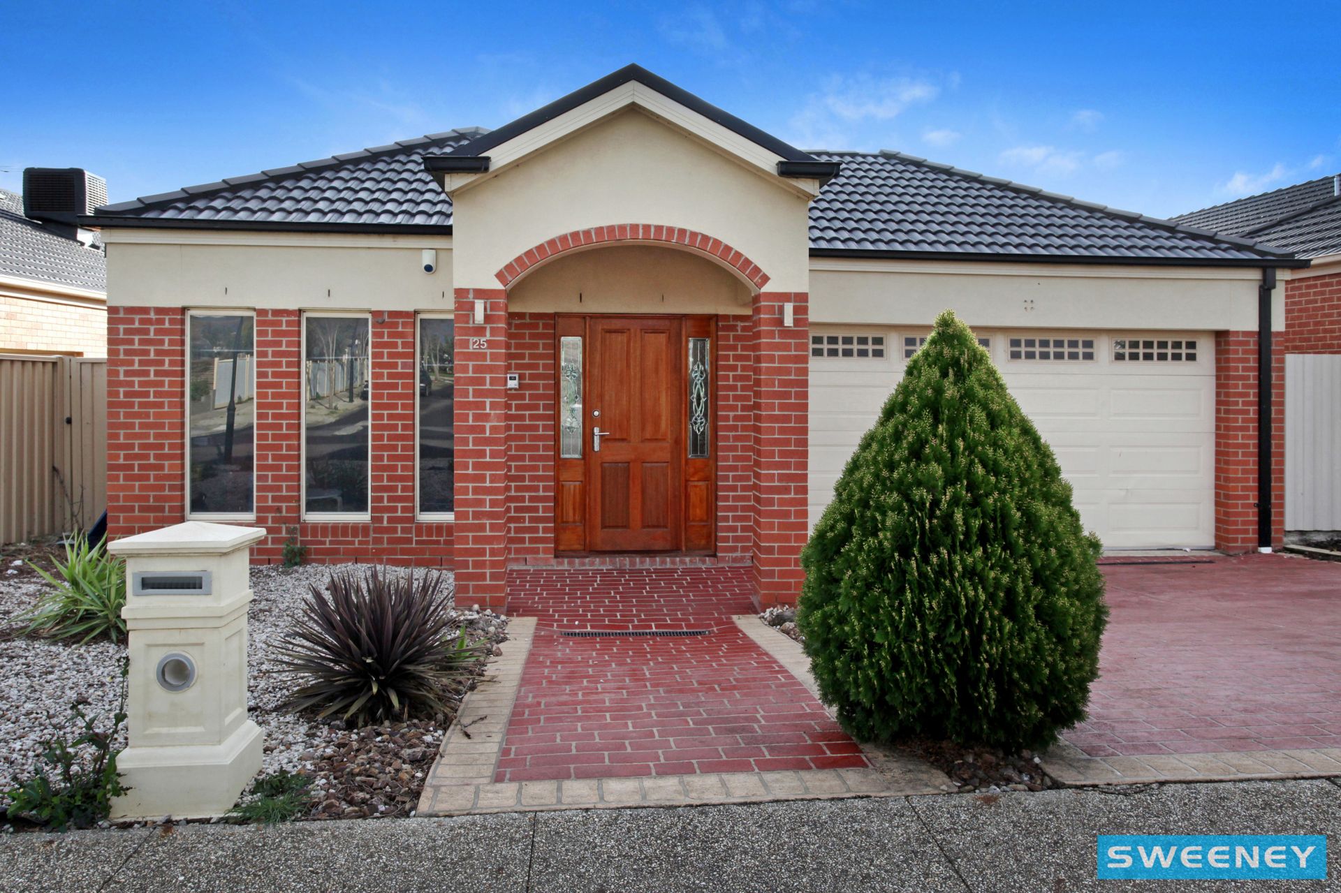 25 Clementson Drive, Caroline Springs - Thumbnail 2