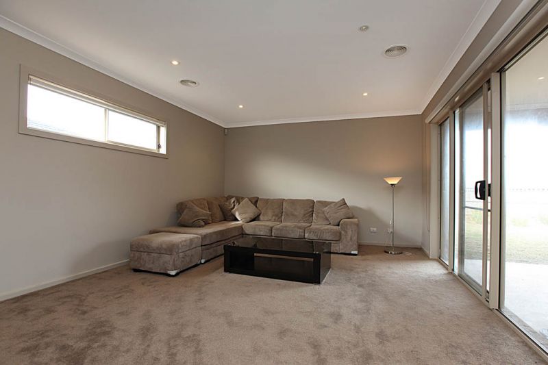 28 Windrest Way, Point Cook - Thumbnail 7