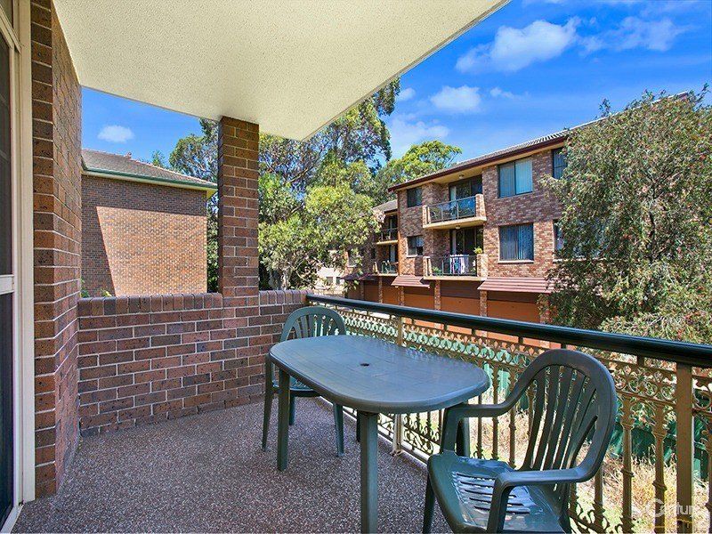 5/102-106 Flora Street, SUTHERLAND, Sutherland - Thumbnail 2