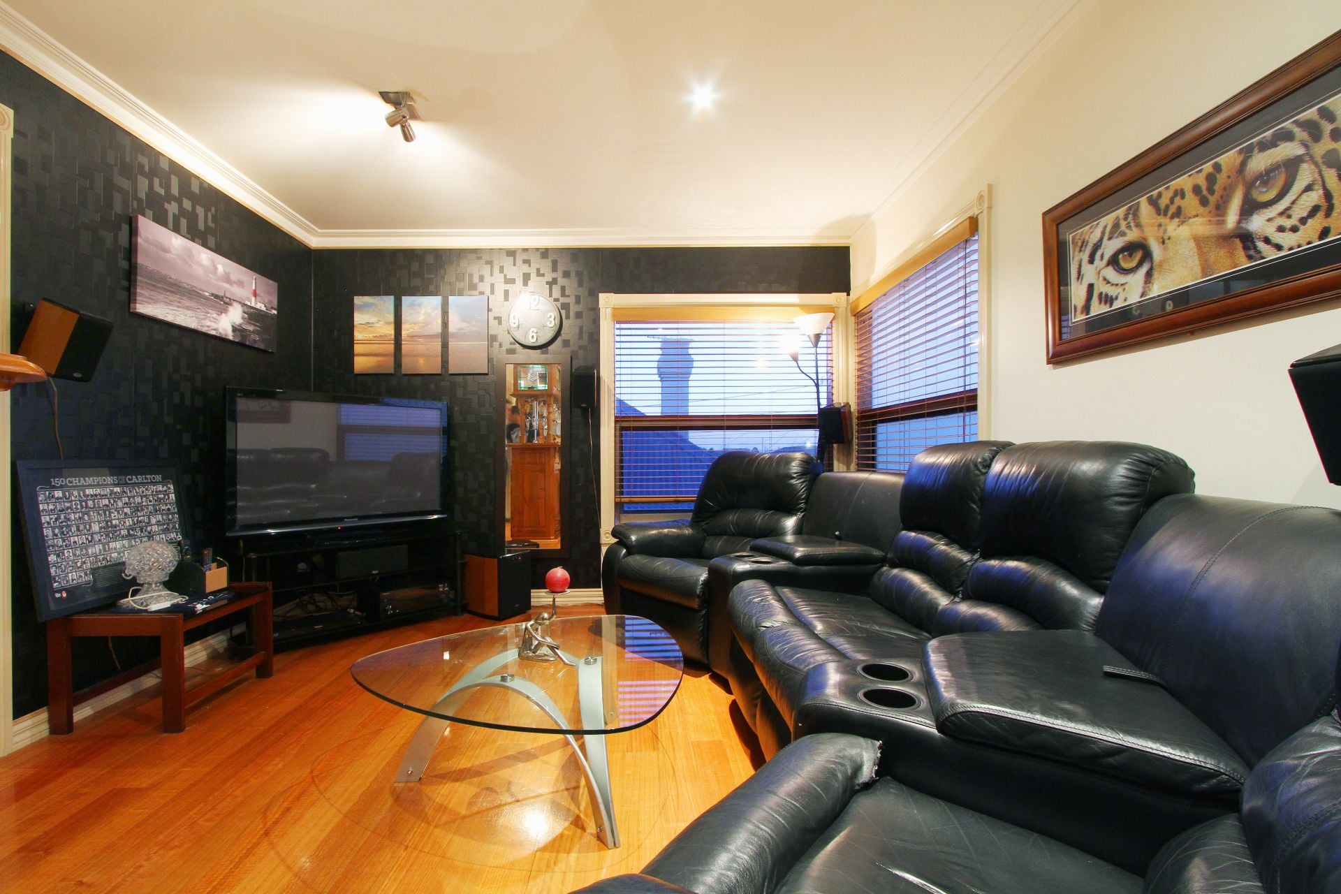 Perfect Blend Of Classic And Contemporary Style