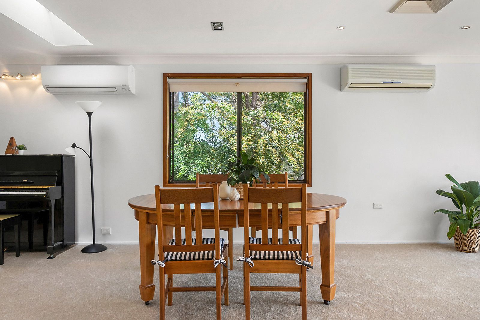 Real Estate For Sale 18 Karuah Place Engadine , NSW